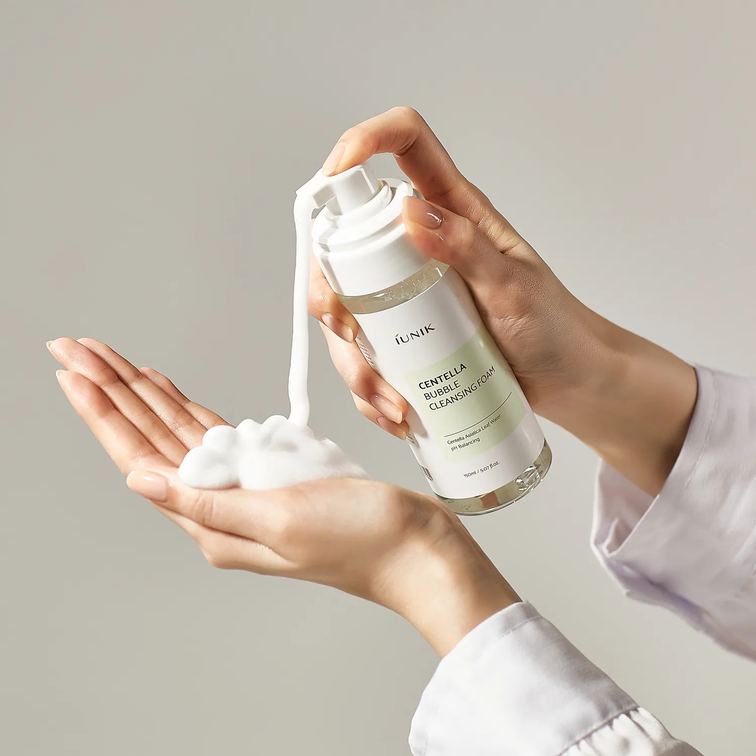 IUNIK Centella Bubble Cleansing Foam skumrens