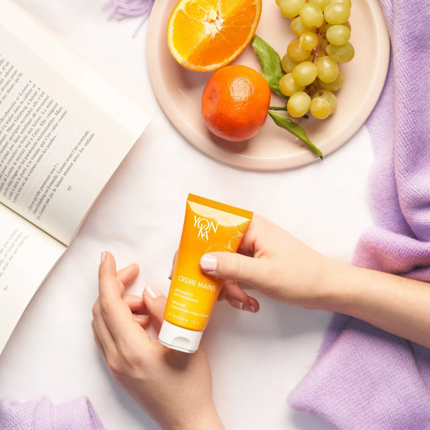 Yon-Ka Crème Mains Vitalité håndkrem 50 ml med sheasmør