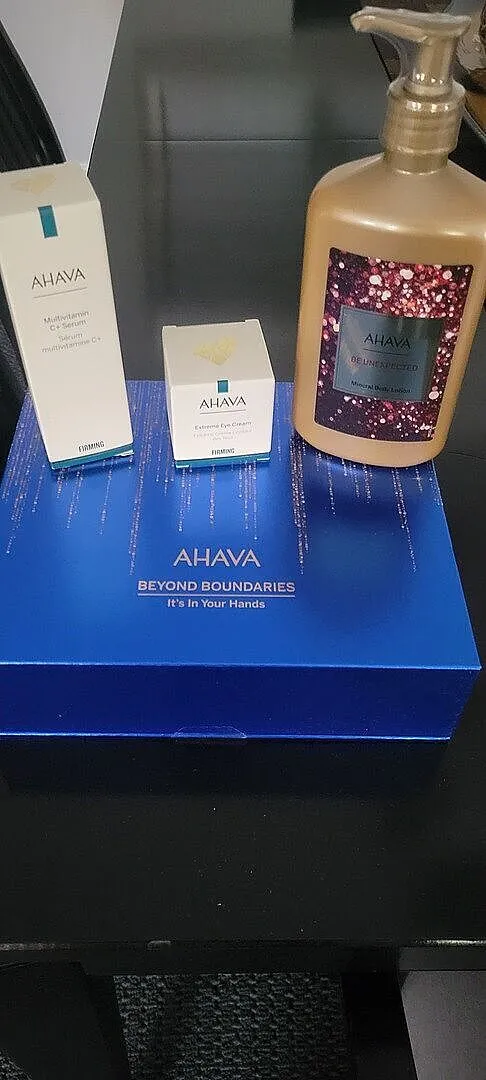 AHAVA C+ Firm & Protect hudpleiesett SPF 30