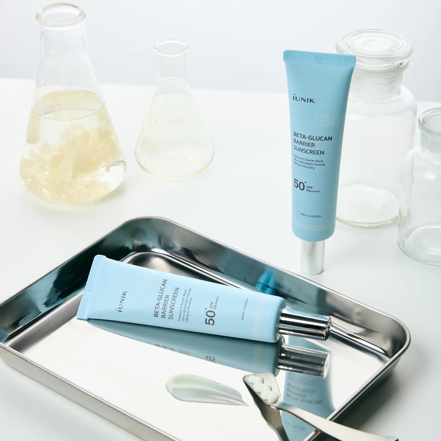 IUNIK Sweat-Proof Duo solkrem og rens