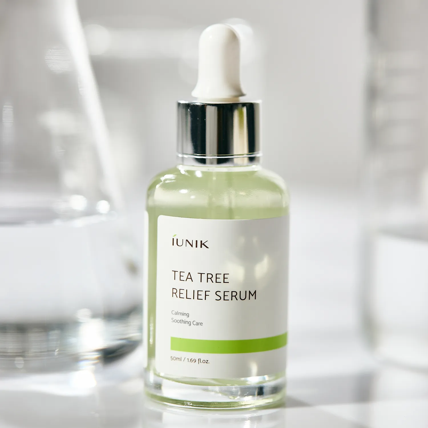 IUNIK Tea Tree Relief Serum serum mot kviser