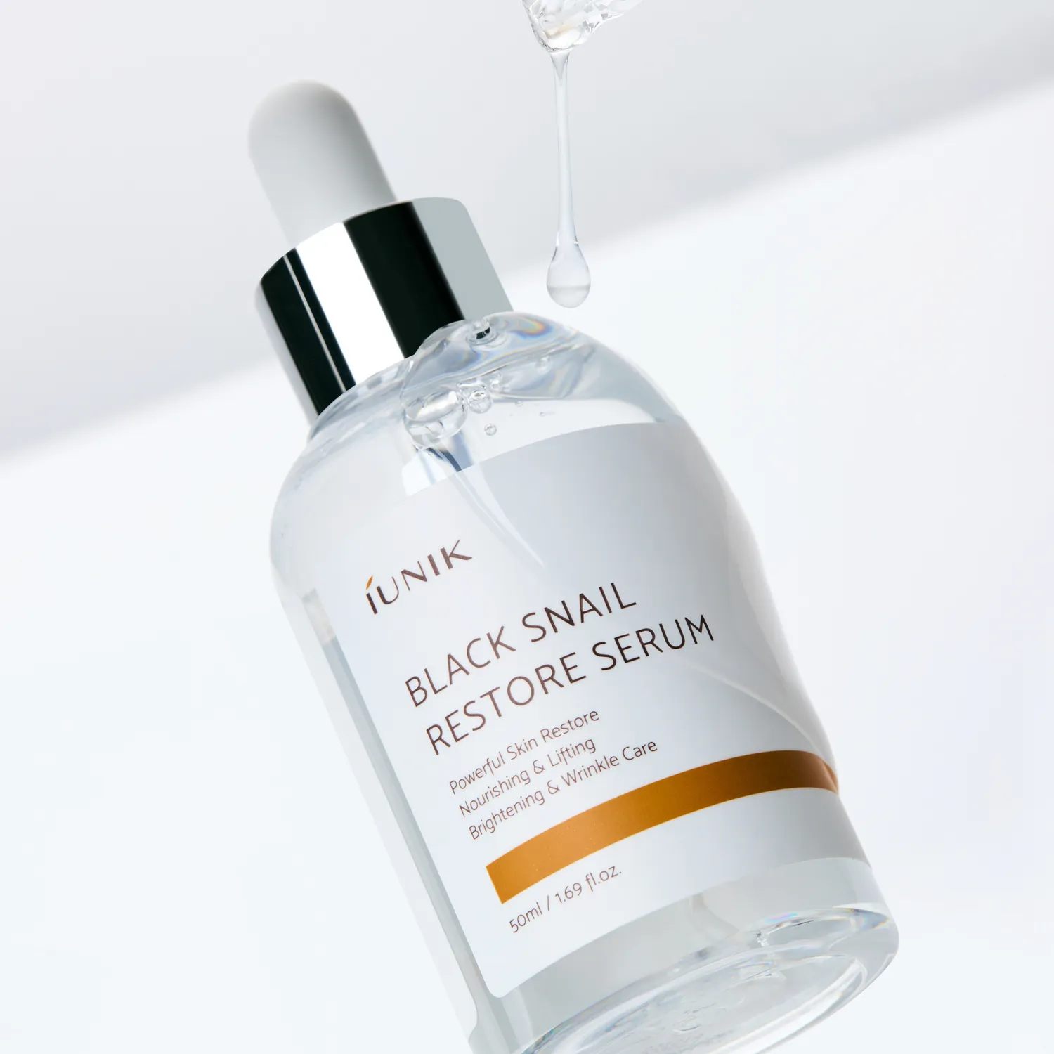 IUNIK Black Snail Restore Serum ansiktsserum – lett