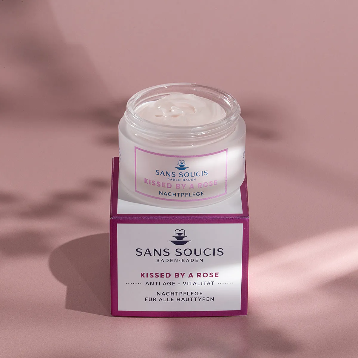 Sans Soucis Kissed By A Rose nattkrem 50 ml anti-age